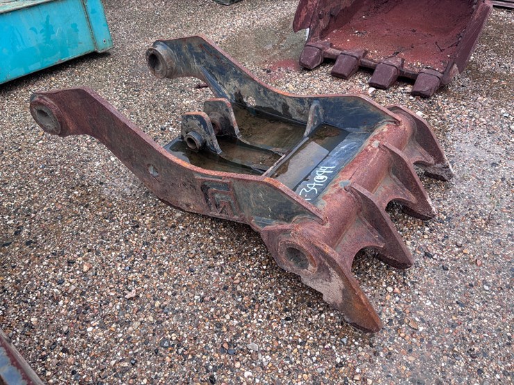 #39099-•-26in-excavator-thumb-image-1