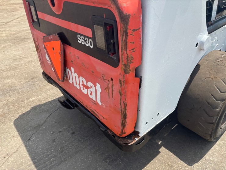 2013-bobcat-s630-image-14