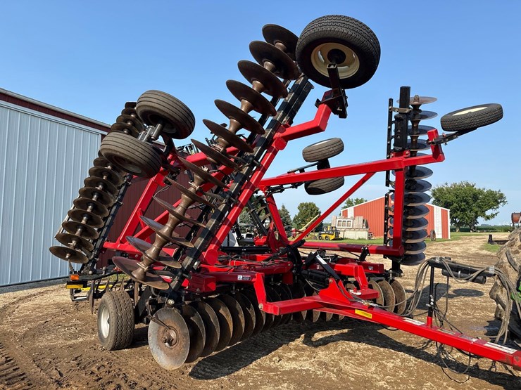 2012-case-ih-370-image-1