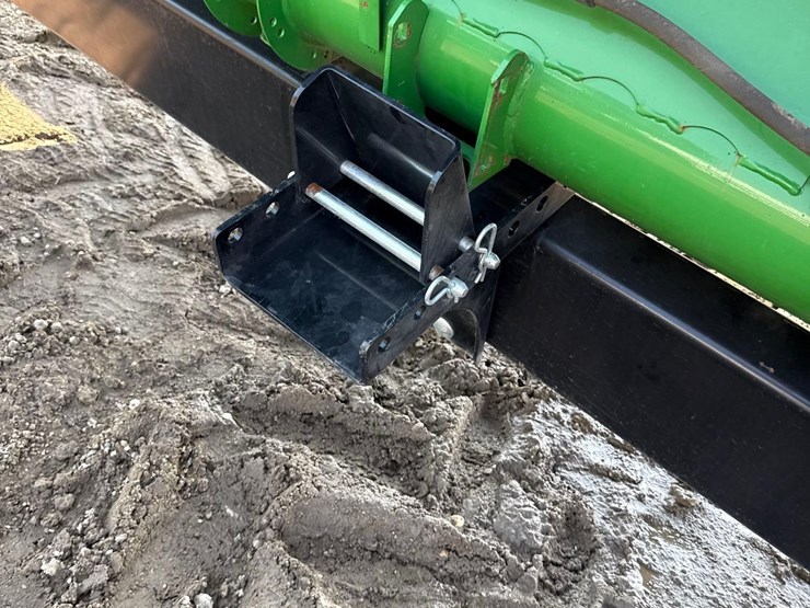 stud-king-38ft-tri-steer-header-cart-image-22