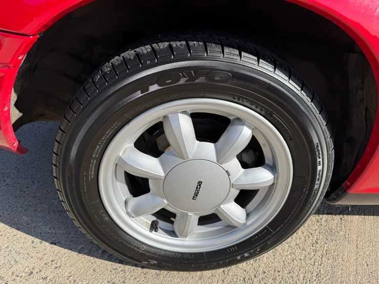 #1872-•-1990-mazda-miata-convertible-image-50