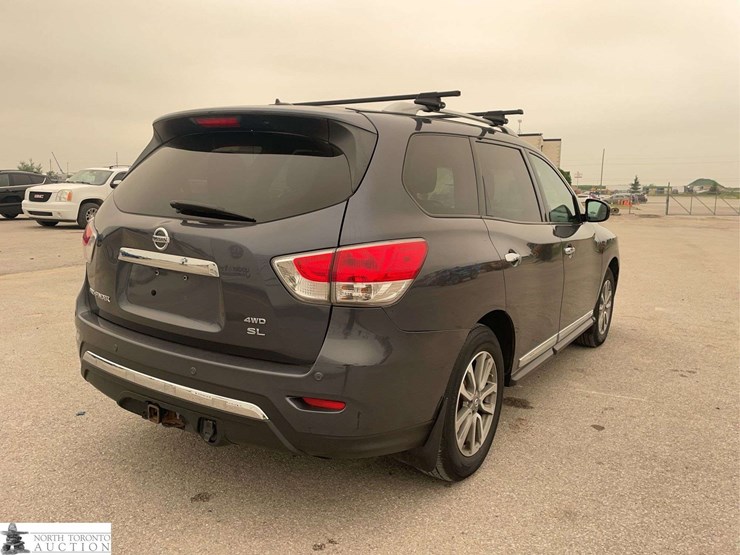 2014-nissan-pathfinder-image-5