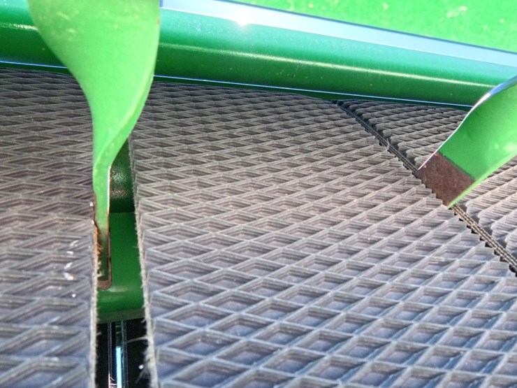john-deere-557-image-58