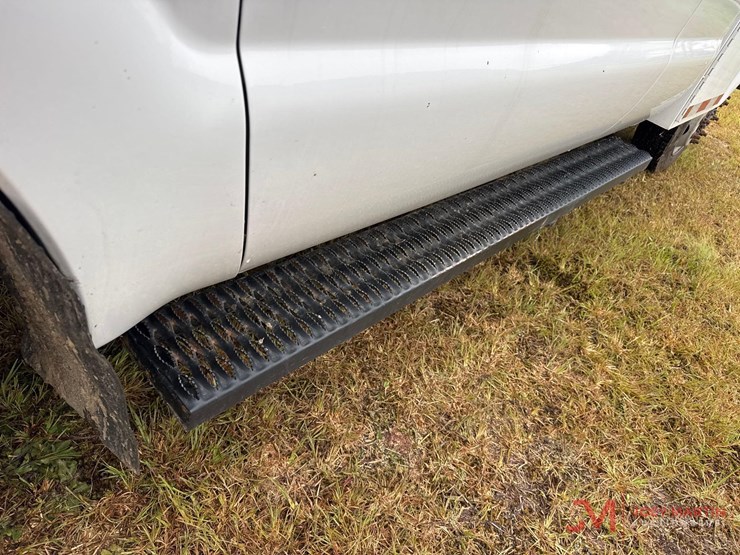 2016-ford-f350-xl-image-9