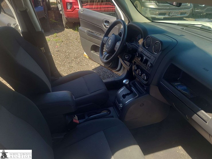 2012-jeep-patriot-image-25