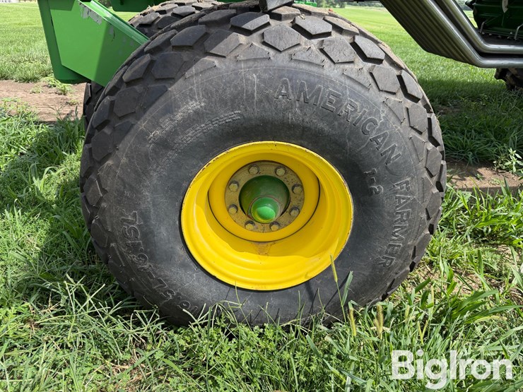 2010-john-deere-1890-image-9