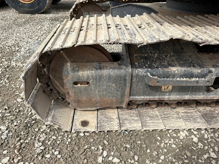 komatsu-pc130-11-image-64