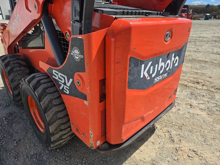kubota-ssv75-image-27