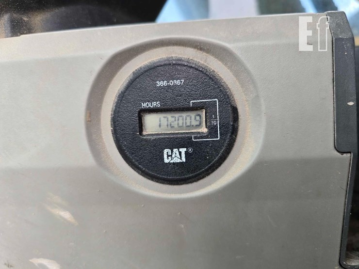 2014-caterpillar-320el-image-20