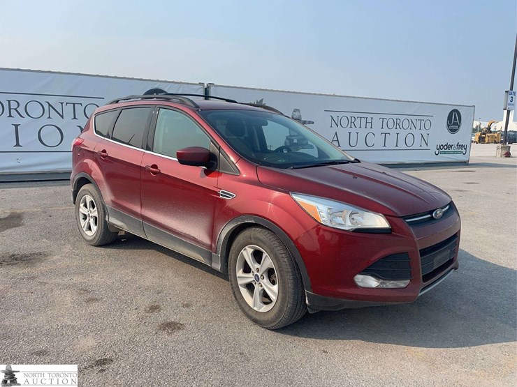 2014-ford-escape-image-3