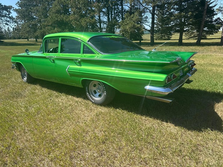1960-chevrolet-biscayne-sedan-image-5