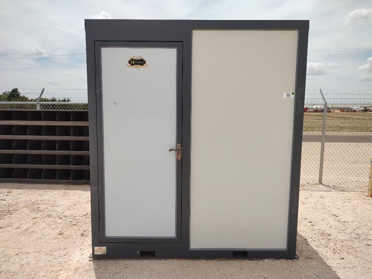 sd-lanch-irmt-mobile-toilet-w/shower-image-7