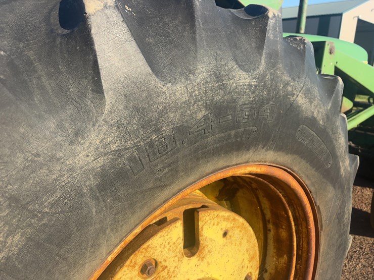 1962-john-deere-4010-image-13