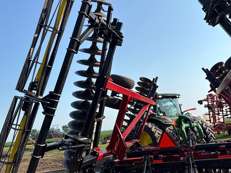 2012-case-ih-370-image-57