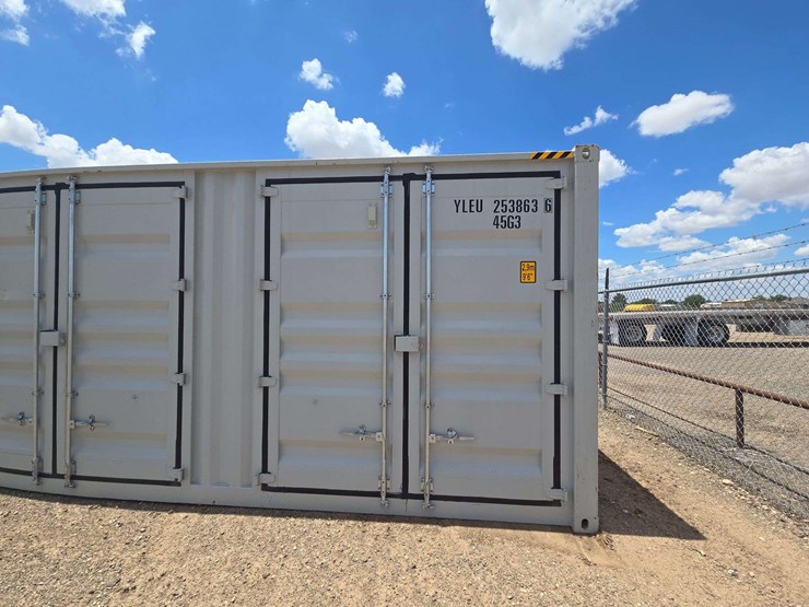 40'-shipping-container-image-6
