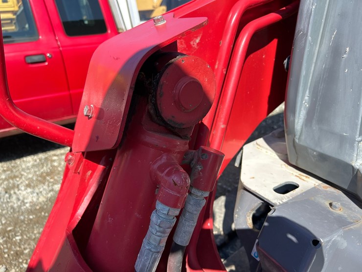 2019-takeuchi-tl10v2-image-13