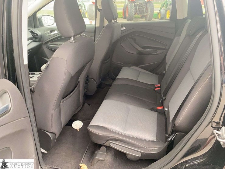 2018-ford-escape-se-image-14