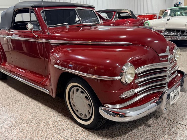 #1880-•-1947-plymouth-deluxe-convertible-image-10