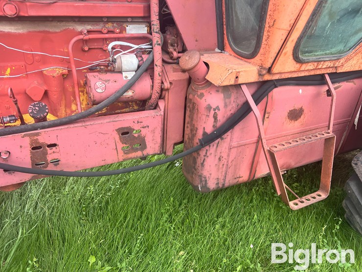 1976-allis-chalmers-7040-image-14