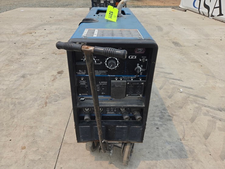 #5211-•-miller-legend-nt-welder/generator-image-2