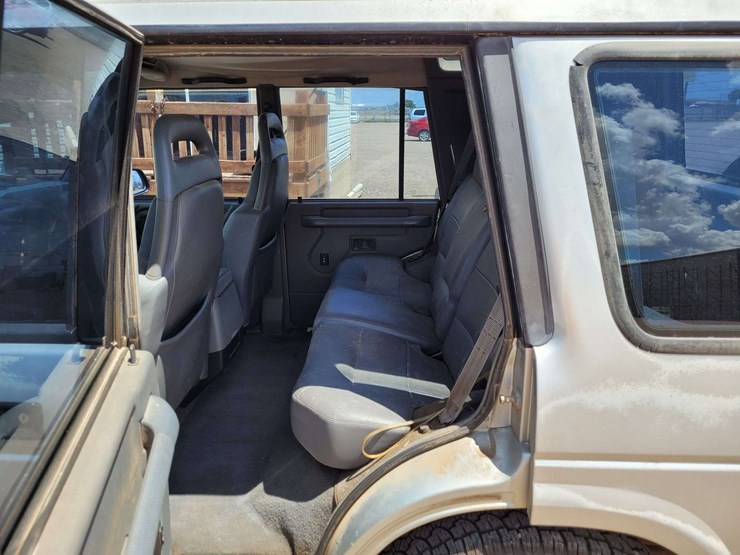 1996-land-rover-discovery-hardtop-4d-image-12