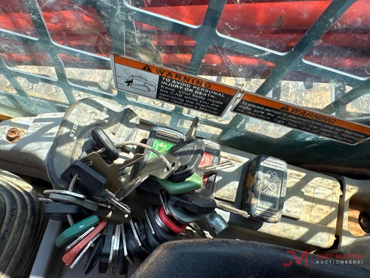 kubota-svl97-2-image-21