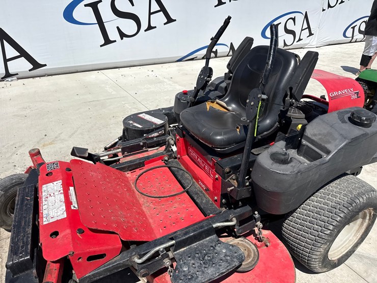 gravely-260z-image-24