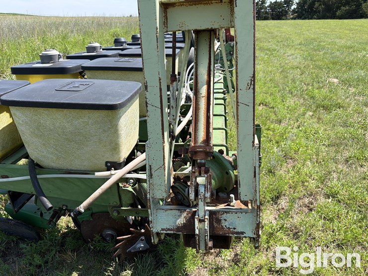john-deere-7100-image-17