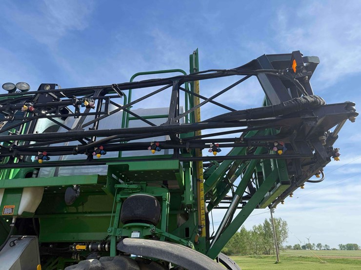 2011-john-deere-4830-image-24
