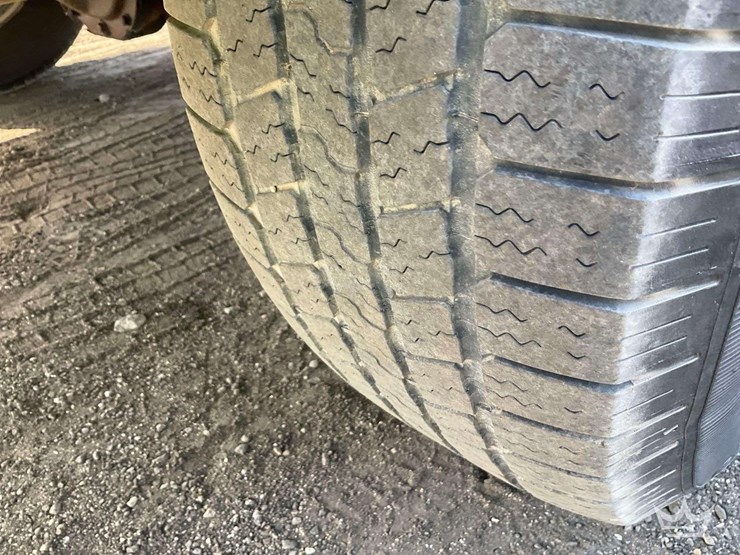2014-ford-f150-image-36