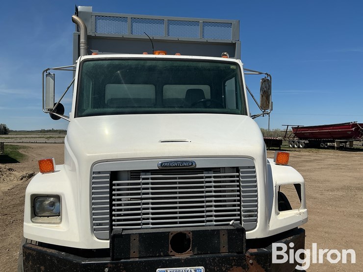 1995-freightliner-fl80-image-14