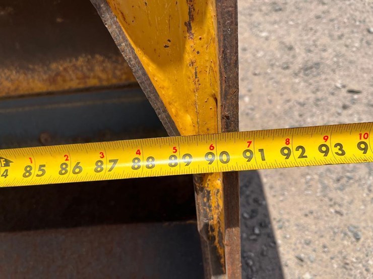 2011-deere-310sj-image-47
