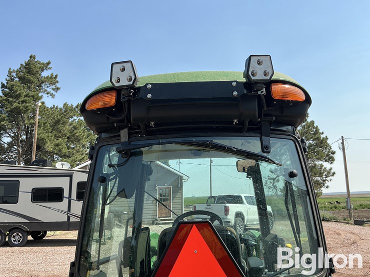 2024-john-deere-3046r-image-9