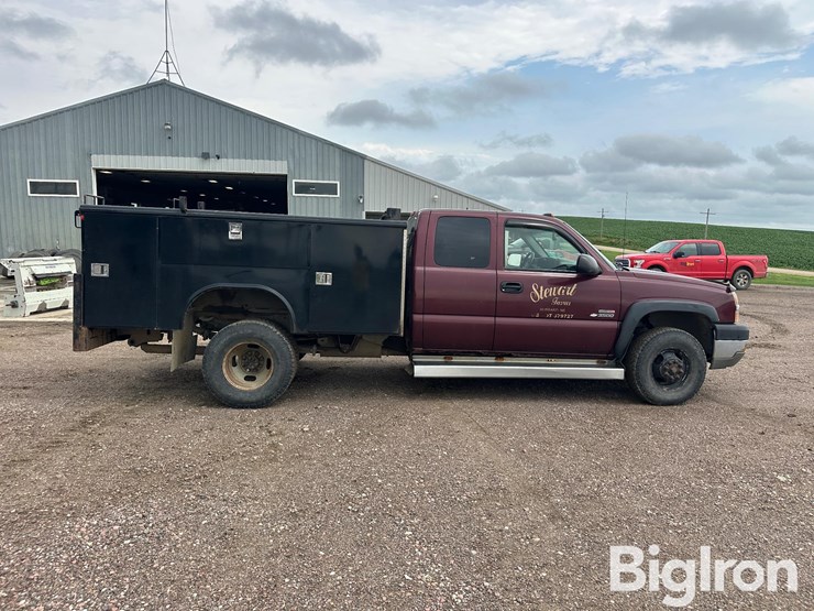 2003-chevrolet-3500-image-4