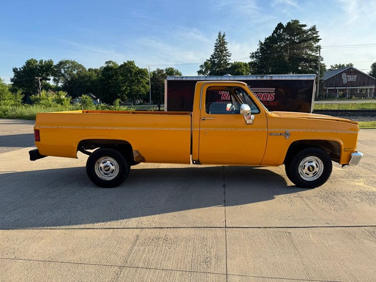 1985-chevrolet-c10-image-6