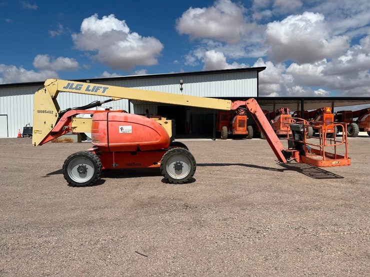 2011-jlg-600aj-image-6