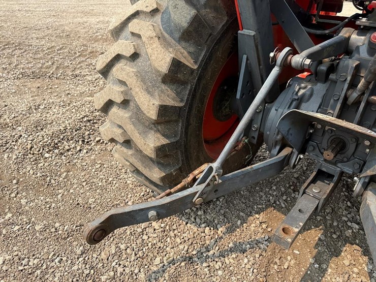 2019-kubota-l2501d-image-15