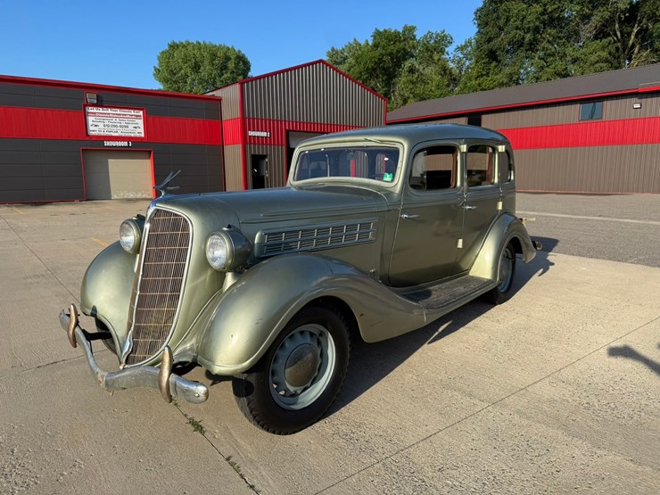 #1876-•-1935-hudson-teraplane-sedan-image-1