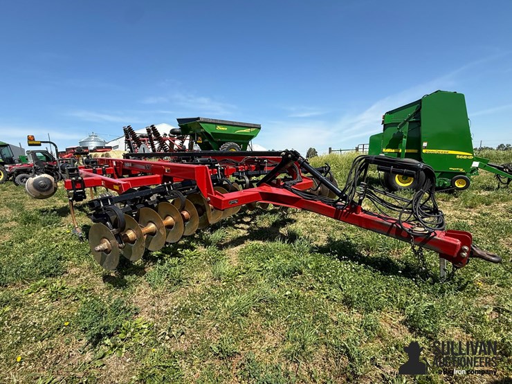 2010-case-ih-conser-till-690-image-3