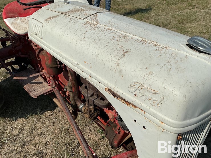 ford-8n-image-10