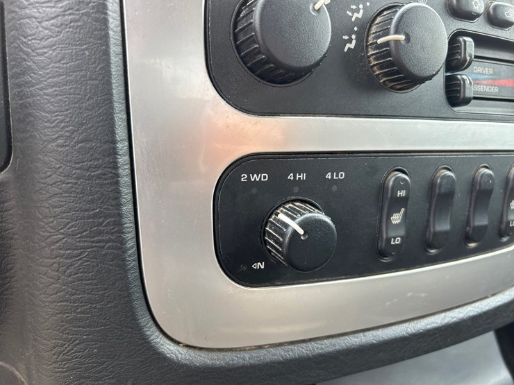 2005-dodge-ram-3500-image-49