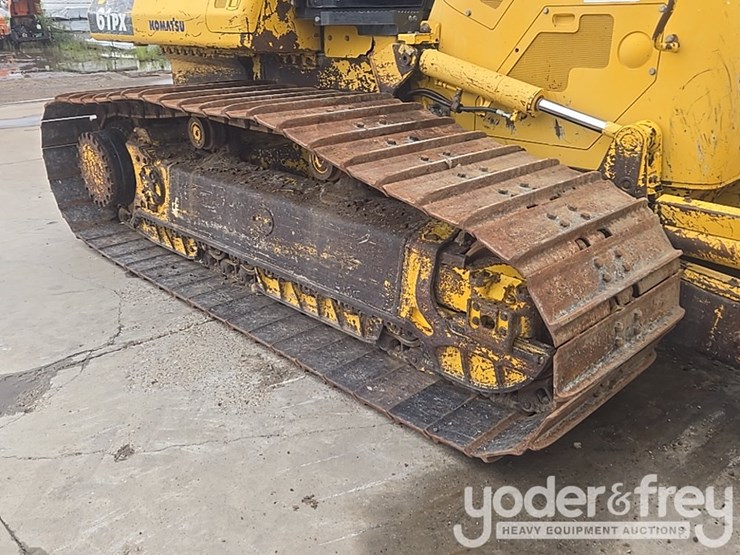 2020-komatsu-d61px-24-image-14
