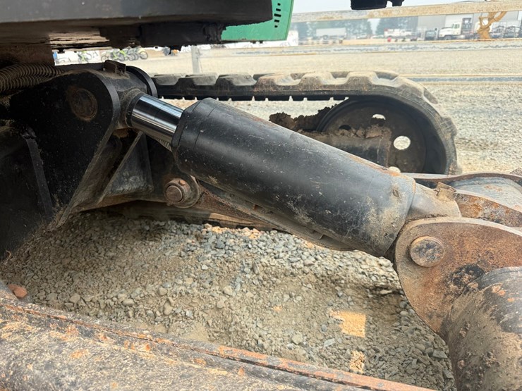 jcb-85z-1-image-48