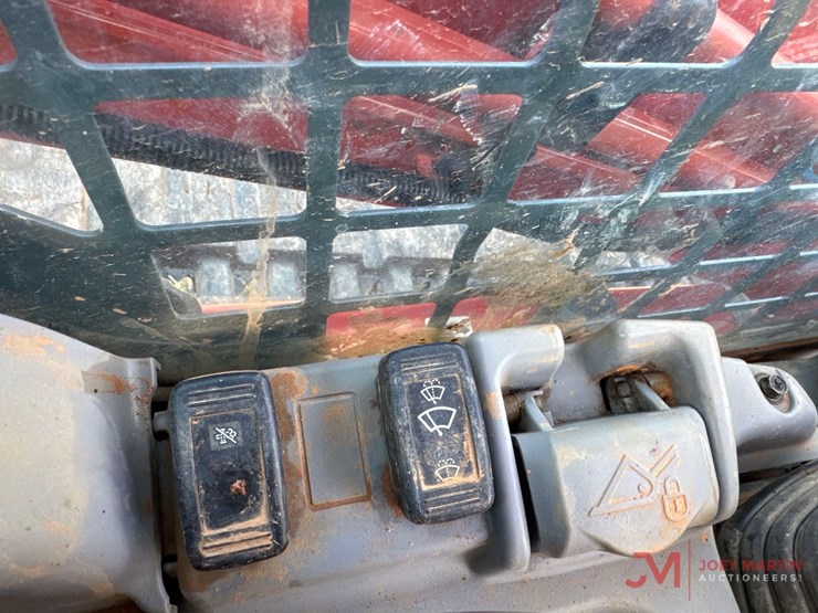 kubota-svl97-2-image-19