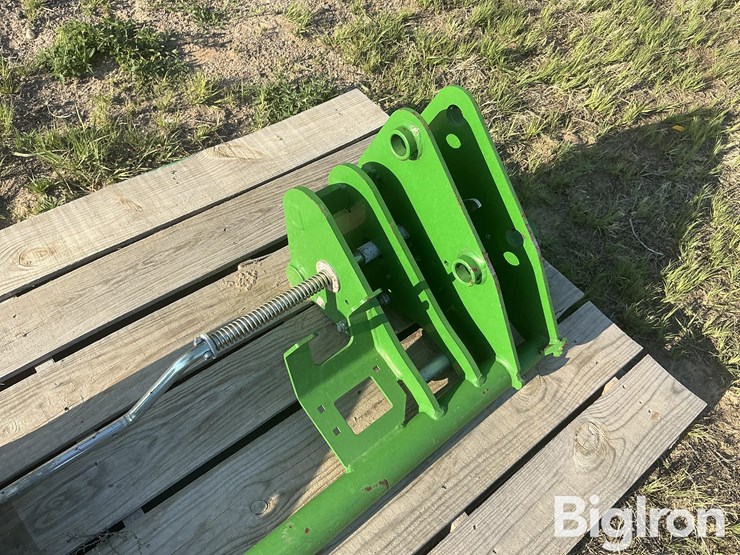 john-deere-46-image-11