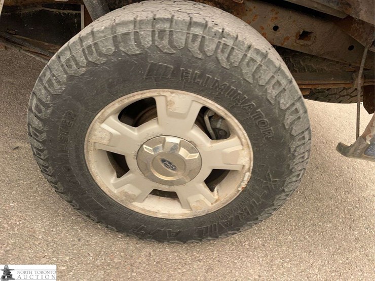 2014-ford-f150-image-23