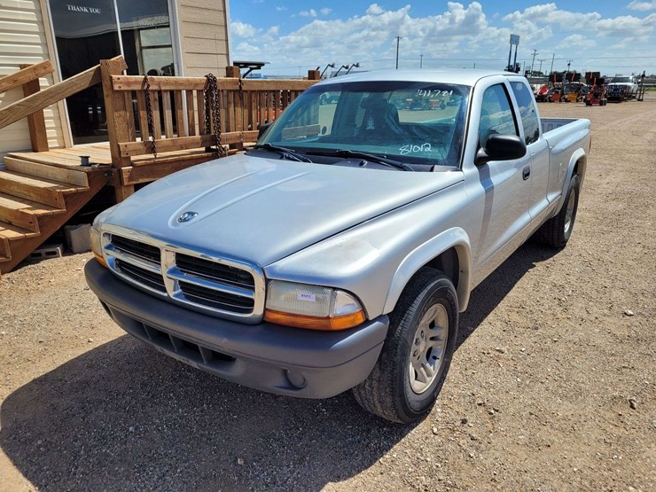 2004-dodge-dakota-image-1