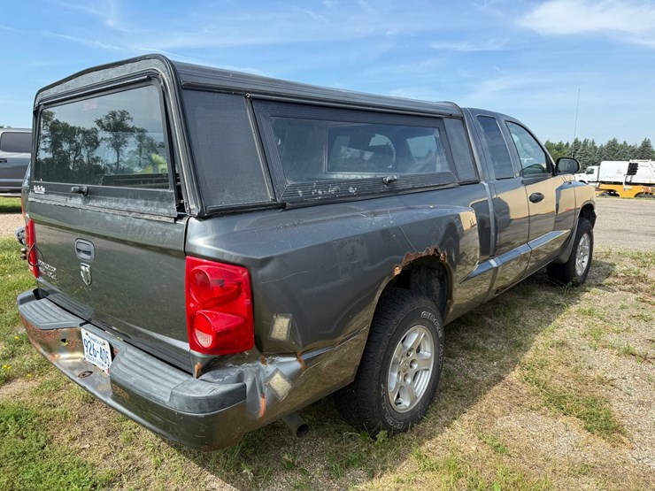 2007-dodge-dakota-image-5