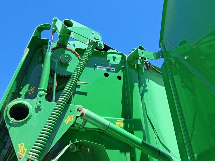 john-deere-557-image-27