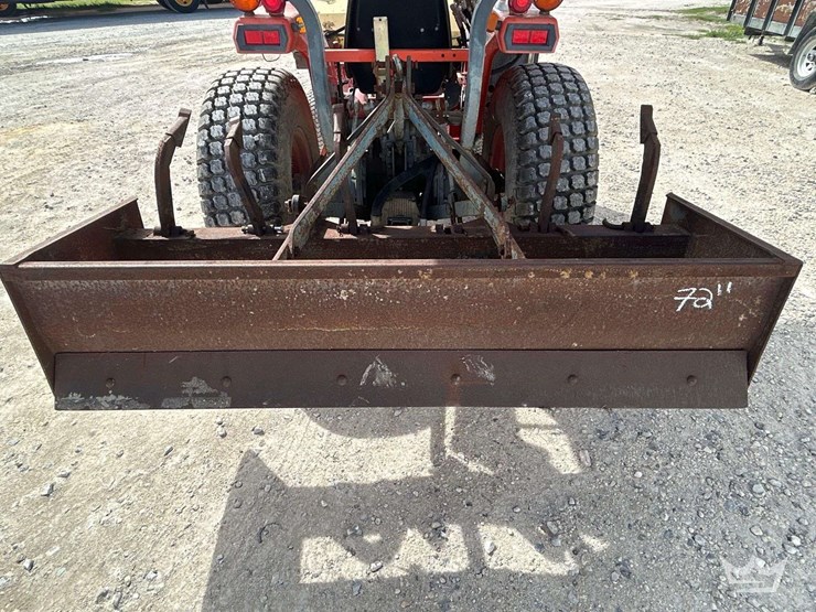 2002-kubota-l4300e-48hp-utility-tractor-w/-sweeper-and-box-blade-ripper-image-15
